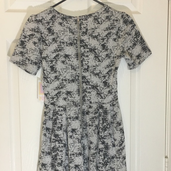 XS Amelia Dress by LuLaRoe - Picture 3 of 3